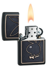 Zapalniczka Zippo Playboy emblemat, Black Matte